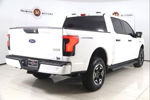 2022 Ford F-150 Lightning XLT
