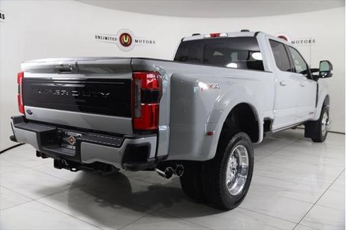 2025 Ford F-450 Platinum
