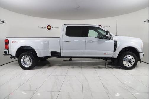 2025 Ford F-450 Platinum