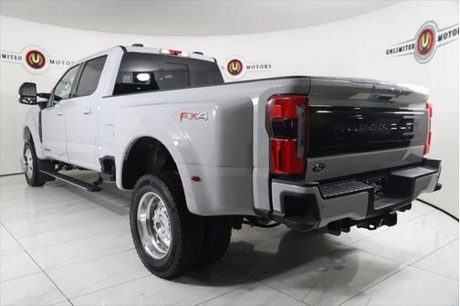 2025 Ford F-450 Platinum
