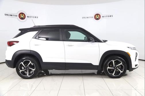 Summit White 2023 Chevrolet Trailblazer RS