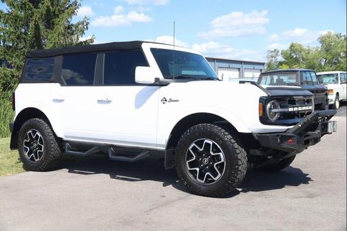 2022 Ford Bronco Outer Banks