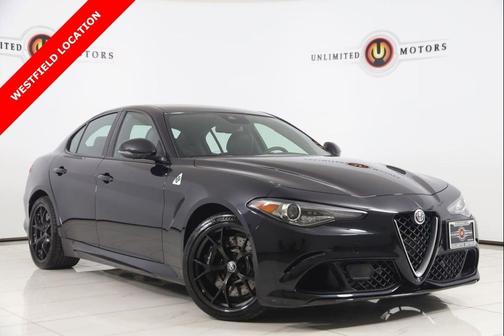 Vulcano Black Metallic 2018 Alfa Romeo Giulia Quadrifoglio