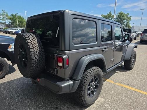 Granite Crystal Metallic Clearcoat 2024 Jeep Wrangler 4xe Willys