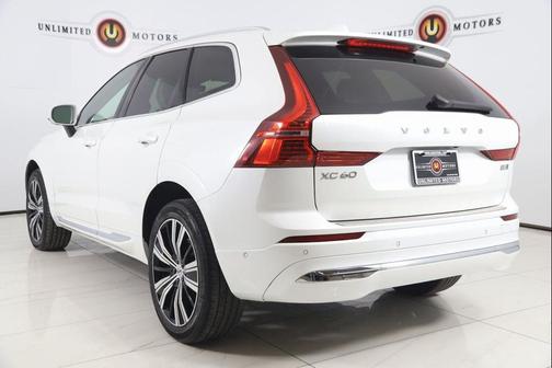 2023 Volvo XC60 B5 Plus Bright Theme