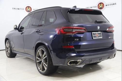 2021 BMW X5 M50i