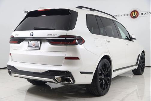 2023 BMW X7 xDrive40i