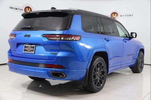 2023 Jeep Grand Cherokee L Summit Reserve