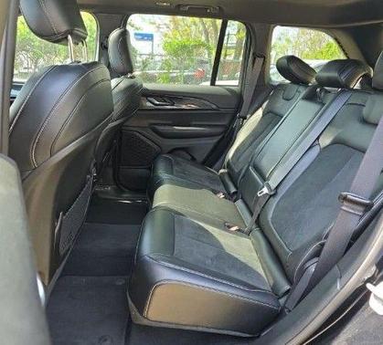 Diamond Black Crystal Pearlcoat 2023 Jeep Grand Cherokee Altitude