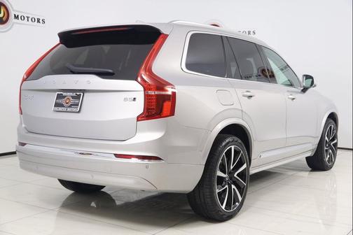 2024 Volvo XC90 B5 Plus Bright Theme