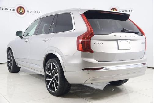2024 Volvo XC90 B5 Plus Bright Theme