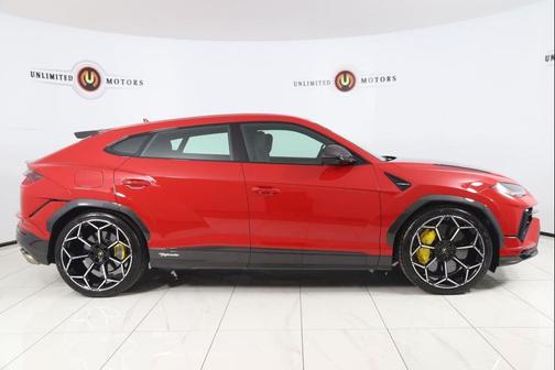 2024 Lamborghini Urus Performante