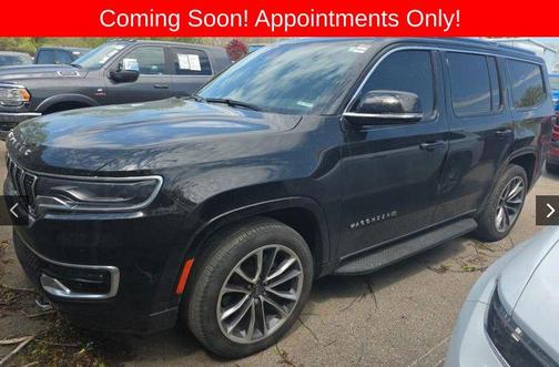 Diamond Black Crystal Pearlcoat 2023 Jeep Wagoneer Series II 4x4