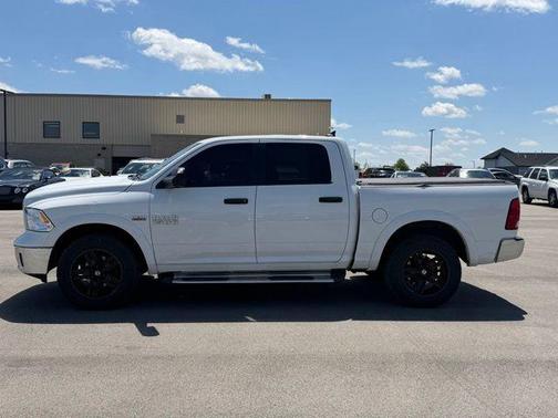 Bright White Clearcoat 2013 RAM 1500 Outdoorsman