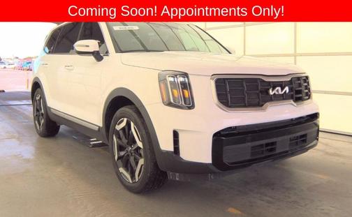 Glacial White Pearl 2024 Kia Telluride S