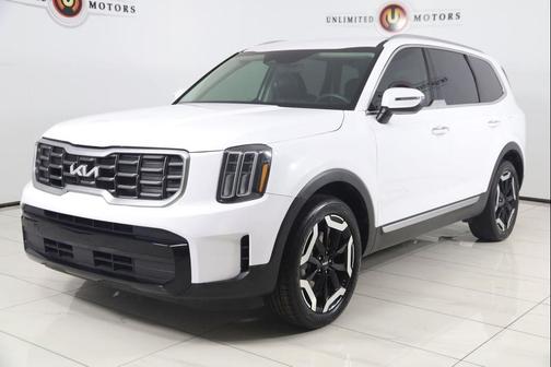 Glacial White Pearl 2024 Kia Telluride S