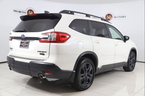 Crystal White Pearl 2024 Subaru Ascent Onyx Edition Limited 7-Passenger