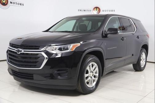 Mosaic Black Metallic 2021 Chevrolet Traverse LS
