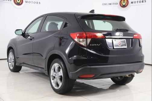 Crystal Black Pearl 2021 Honda HR-V LX