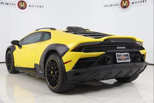 2024 Lamborghini Huracan Sterrato 