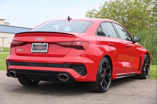 2022 Audi RS 3 TFSI quattro S tronic