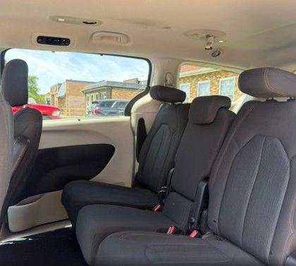 Bright White Clearcoat 2020 Chrysler Pacifica Touring