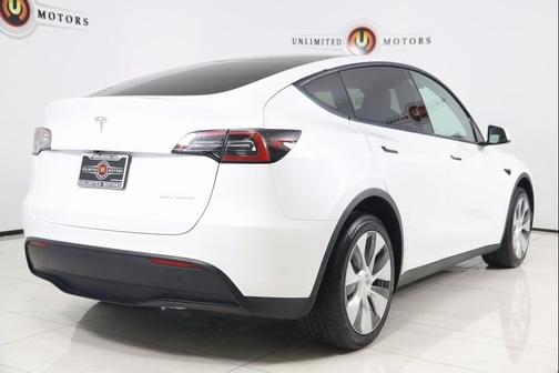 2023 Tesla Model Y Long Range Dual Motor All-Wheel Drive