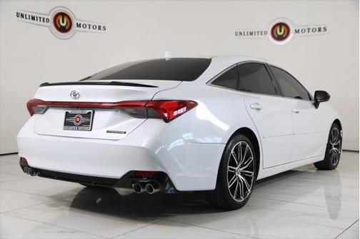 2019 Toyota Avalon Touring