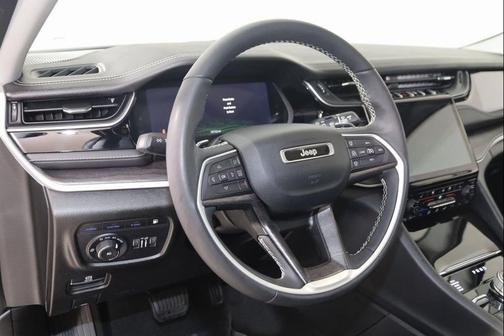 2023 Jeep Grand Cherokee 4xe 30th Anniversary