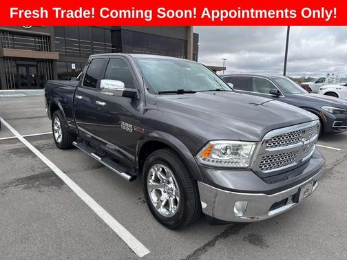 Granite Crystal Metallic Clearcoat 2016 RAM 1500 Laramie