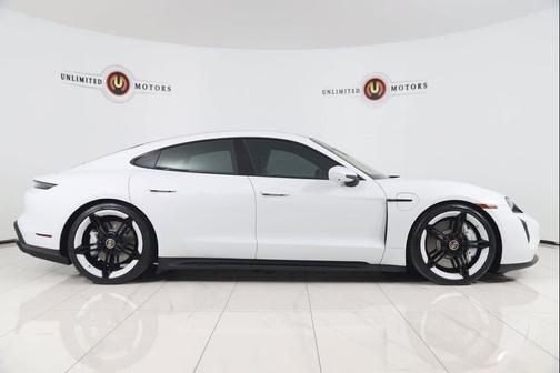 2023 Porsche Taycan GTS