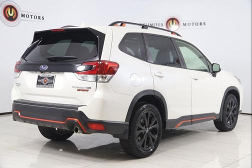 Crystal White Pearl 2023 Subaru Forester Sport