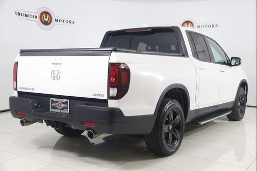 2022 Honda Ridgeline Black