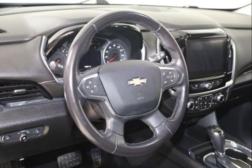 Silver Ice Metallic 2018 Chevrolet Traverse LT Cloth
