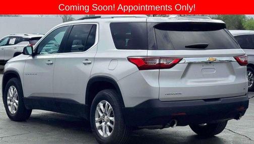 Silver Ice Metallic 2018 Chevrolet Traverse LT Cloth