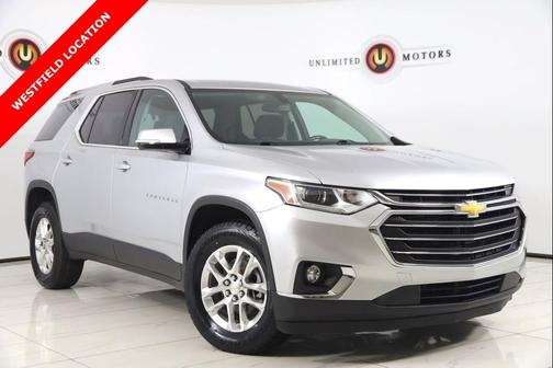 Silver Ice Metallic 2018 Chevrolet Traverse LT Cloth