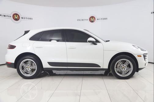 2015 Porsche Macan S