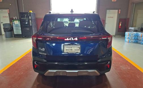 Dark Ocean Blue 2025 Kia Seltos EX