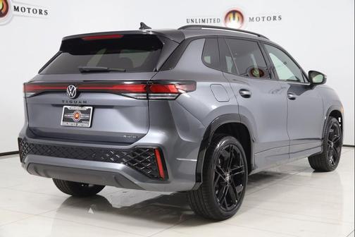 2025 Volkswagen Tiguan 2.0T SE R-Line Black 4MOTION