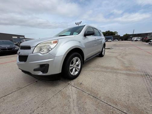 Silver Ice Metallic 2015 Chevrolet Equinox LS