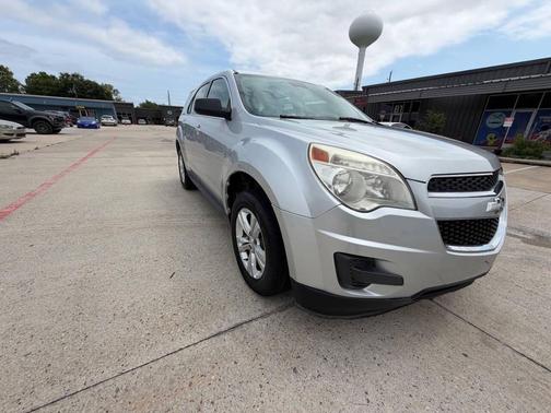 Silver Ice Metallic 2015 Chevrolet Equinox LS
