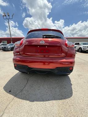 Cayenne Red 2016 Nissan Juke SV