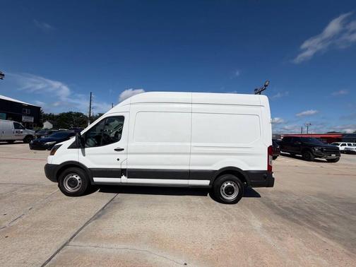 Oxford White 2018 Ford Transit-350 Base