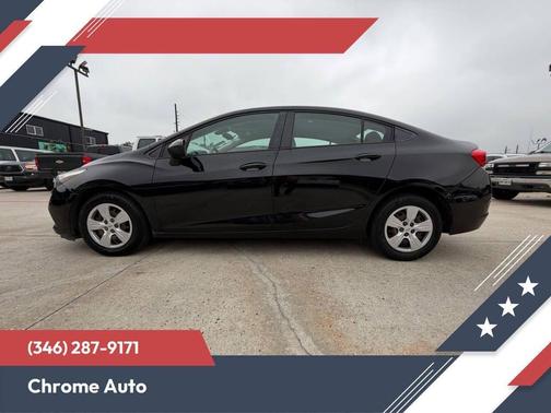 Mosaic Black Metallic 2018 Chevrolet Cruze LS