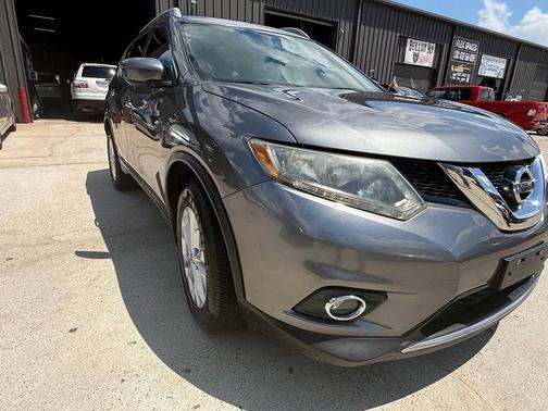 2016 Nissan Rogue SV