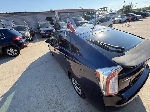 2014 Toyota Prius Two