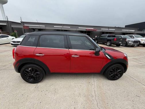 Chili Red 2016 MINI Countryman Cooper S