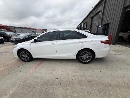 2015 Toyota Camry Hybrid SE