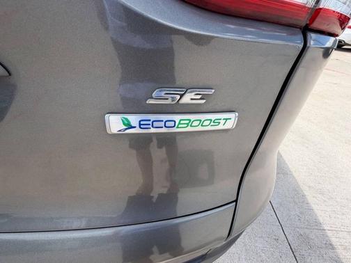 Sterling Gray Metallic 2014 Ford Escape SE