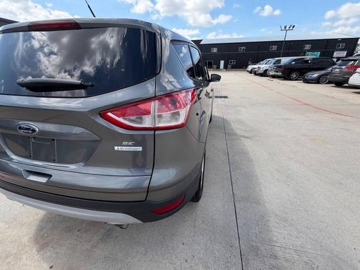 Sterling Gray Metallic 2014 Ford Escape SE